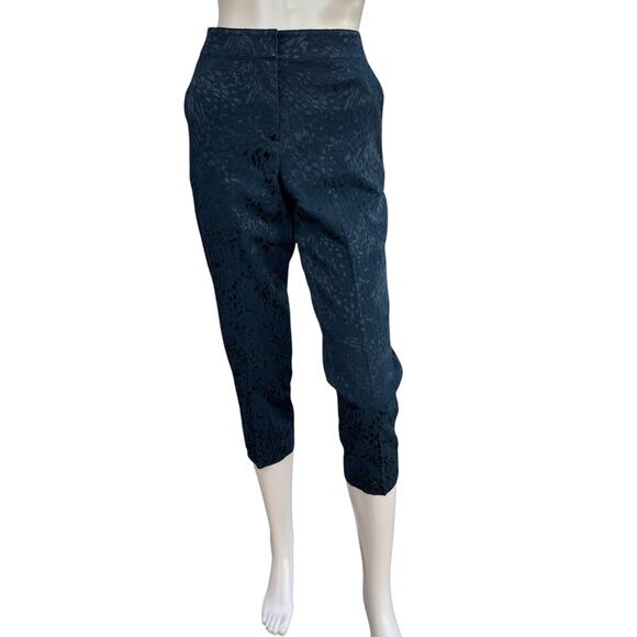 St. John Couture 4 Black Textured Capri Pants Flat Front Mid Rise Trousers - Picture 1 of 9